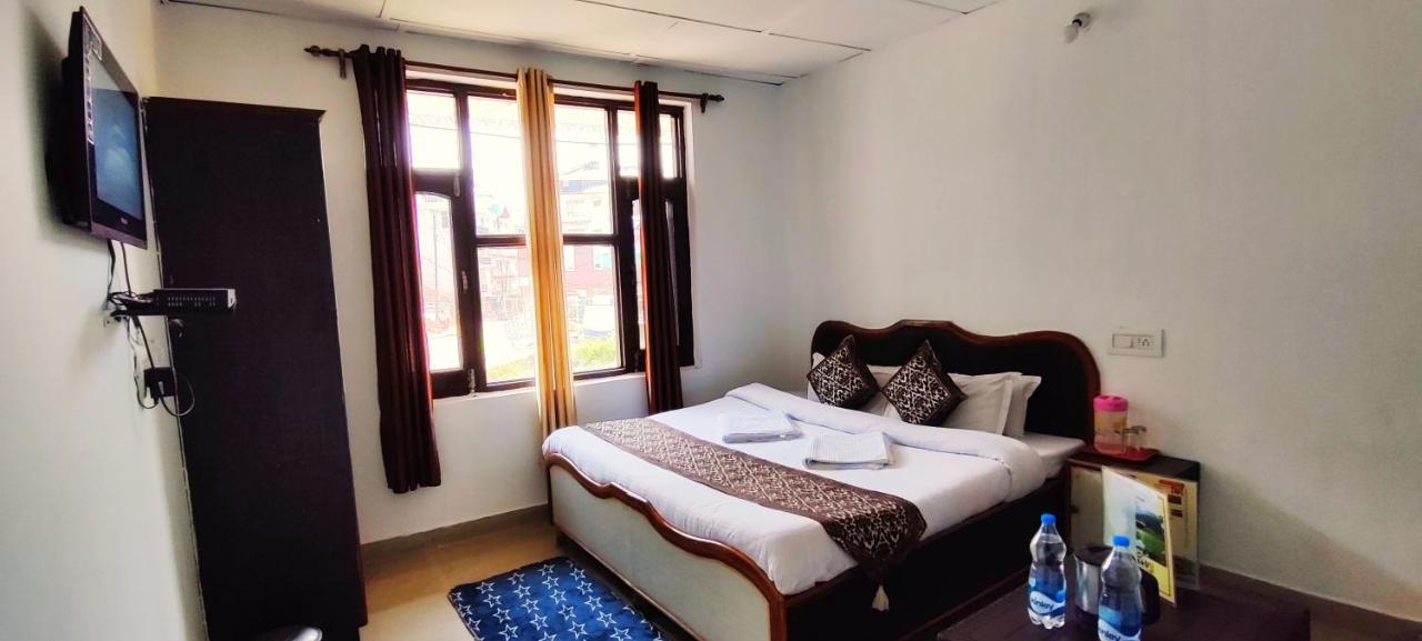The Lake Cottage By Vrb Hotels Mcleodganj Дхарамсала Екстериор снимка