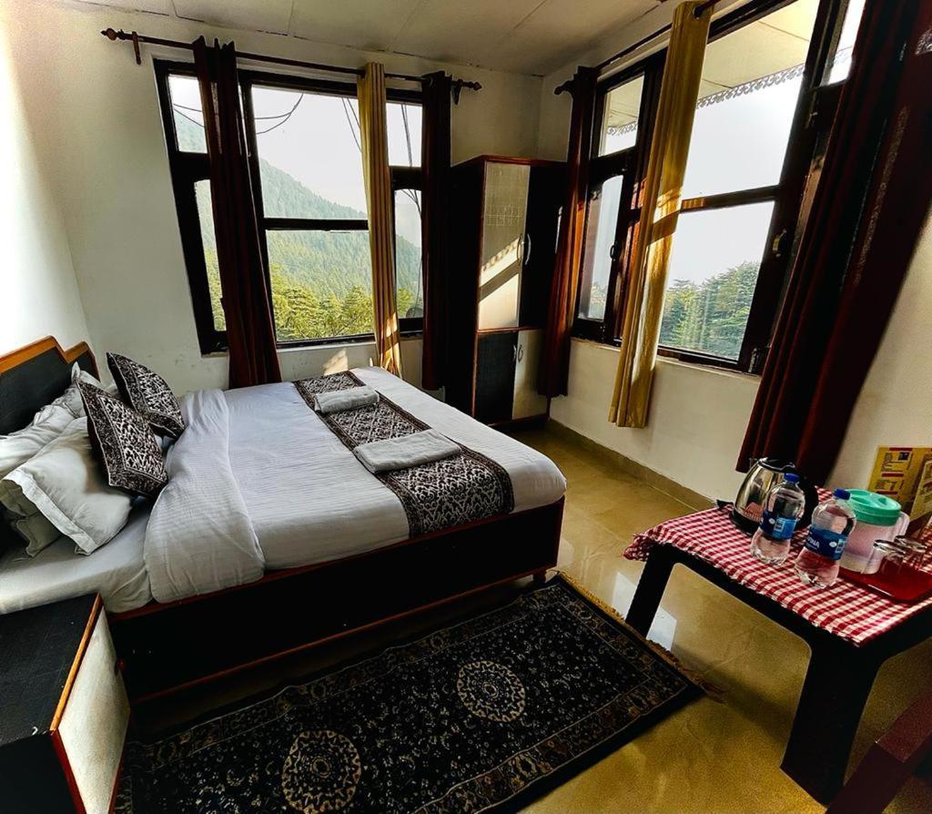 The Lake Cottage By Vrb Hotels Mcleodganj Дхарамсала Екстериор снимка
